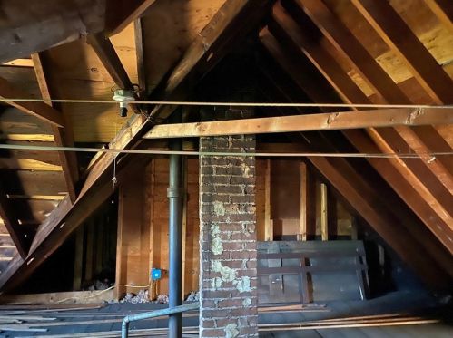 89 Ashley St, Springfield MA 01105-1572 exterior