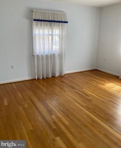 4032 40 Rd, Arlington VA 22207-4805 exterior