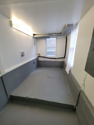 8342 Kingston Ave, Chicago IL  60617-1910 exterior