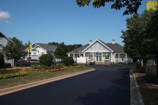 7960 107th St, Milwaukee WI  53224-3121 exterior