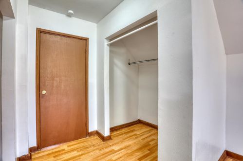 1963 8th St, Milwaukee WI  53204-3851 exterior