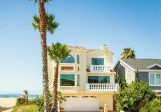2517 Ocean Dr, Oxnard, CA 93035-4443