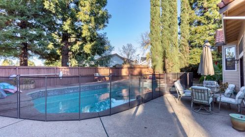 120 Seergreen Way, Folsom CA  95630-5527 exterior