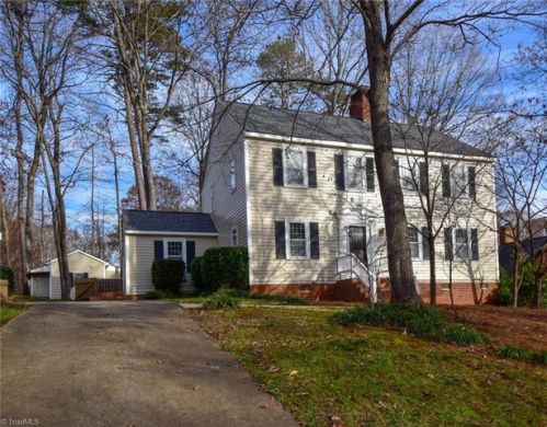 3402 Cottage Pl, Greensboro NC  27455-2019 exterior