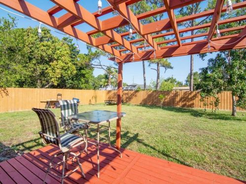 517 Faith Ter, Fort Pierce, FL 34983-3209