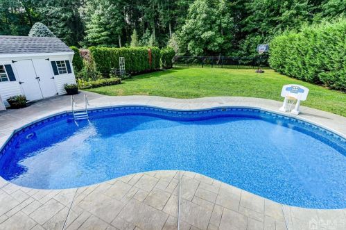 24 Cannon Rd, Old Bridge NJ  08857-4242 exterior