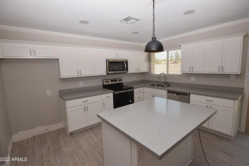 6401 46 St, Phoenix AZ 85008-2429 exterior