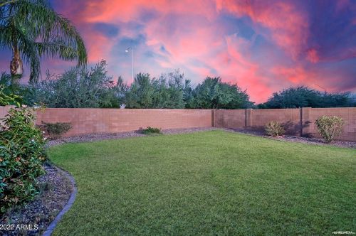 27601 25th Dr, Phoenix AZ  85085-4724 exterior