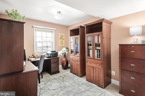 4721 Jasmine Dr, Rockville MD exterior