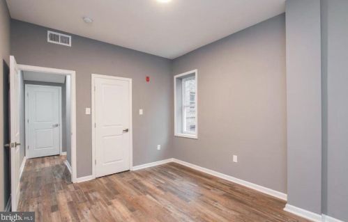 207 49 St, Philadelphia PA 19143-4444 exterior