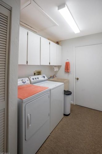 4646 Chippendale Dr, Naples FL 34112-5259 exterior