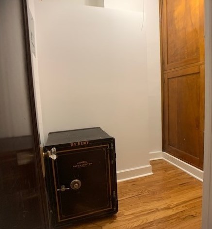 415 Surf St, Chicago IL 60657-6106 exterior