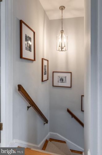 1623 Monroe St, Washington DC  20010-1803 exterior