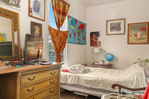 520 Kedzie Ave, Chicago IL 60652-1914 exterior