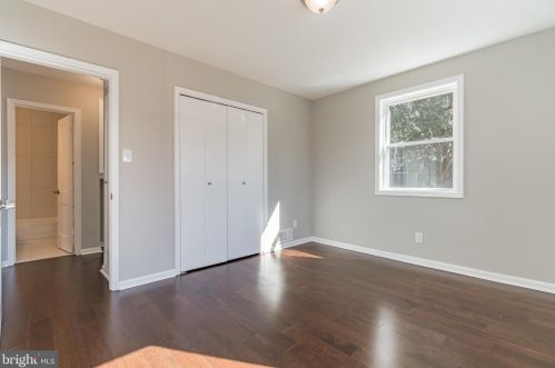 11611 Mapleview Dr, Silver Spring MD 20902-2327 exterior