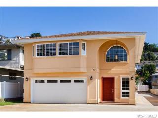 1427 16th Ave, Honolulu, HI 96816-4303