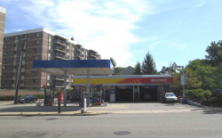 258 Centre St, Newton, MA 02458-1618