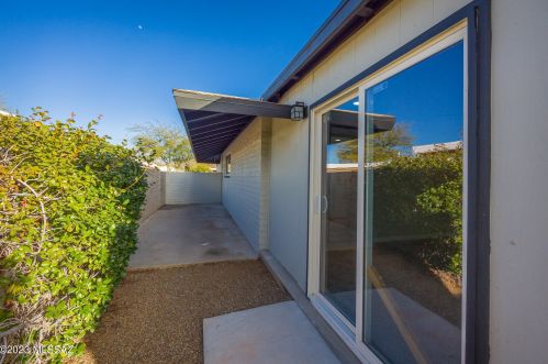 2520 Calle Cordova, Tucson AZ  85710-5732 exterior