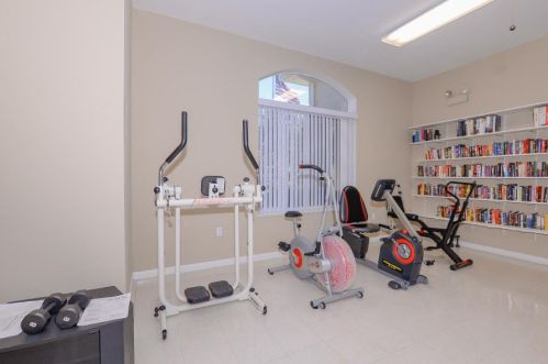 5675 Travelers Way, Fort Pierce FL 34982-4058 exterior