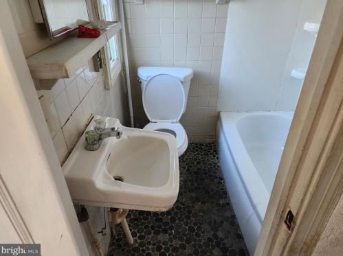 348 Savannah Rd, Lewes DE 19958-1624 exterior