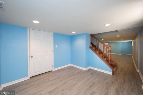 257 Stratford Ave, Camden NJ 08108-2327 exterior