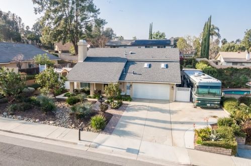 2249 Trafalgar Ave, Riverside CA 92506-4627 exterior