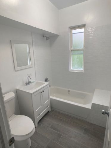 4644 Gladys Ave, Chicago IL 60644-4914 exterior