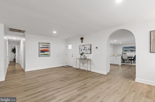 13828 Beacon Hollow Ln, Silver Spring MD 20906-3003 exterior