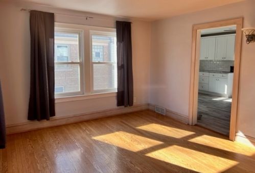 9308 Trumbull Ave, Chicago IL 60655-3326 exterior