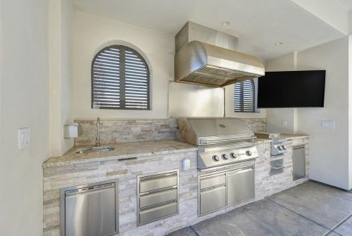 5263 Da Vinci Dr, Folsom CA 95762-5261 exterior