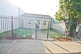11841 Vermont Ave, Los Angeles CA  90044-4051 exterior