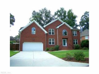 508 River Gate Rd, Chesapeake, VA 23322-6830
