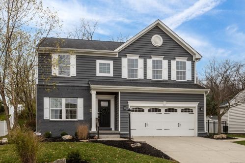 102 Cimarron Dr, Moon Twp PA  15108-9641 exterior