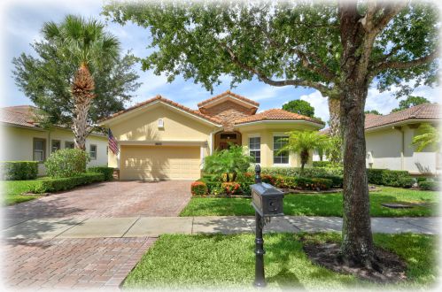 9800 Nuova Way, Fort Pierce FL 34986-2825 exterior