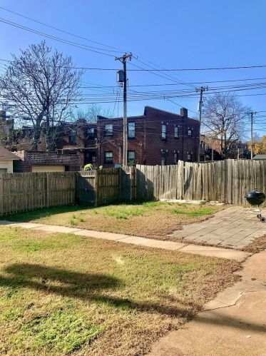 1846 Russell Ave, Saint Louis MO 63104 exterior