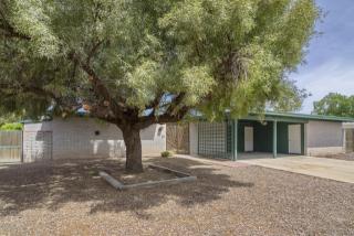 7651 Seneca St, Tucson, AZ 85715-4221