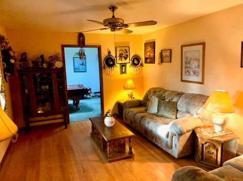 2236 Root St, Joliet, IL 60403-1744