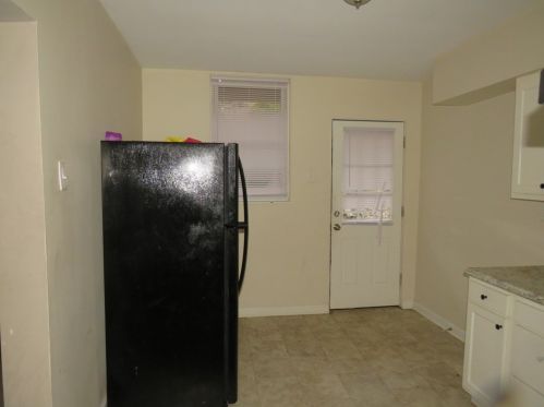 307 Lenox Ave, Pittsburgh PA  15221-4321 exterior