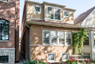 2454 Hutchinson St, Chicago, IL 60618-2810