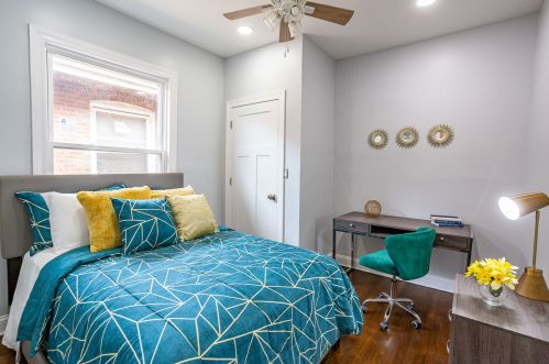 6756 Prairie Ave, Chicago IL  60637-4033 exterior