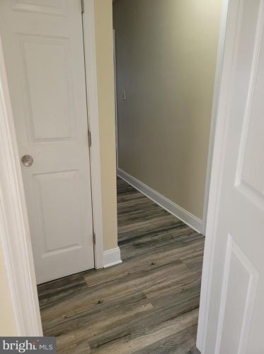 52 Memorial Dr, New Castle DE  19720-1334 exterior