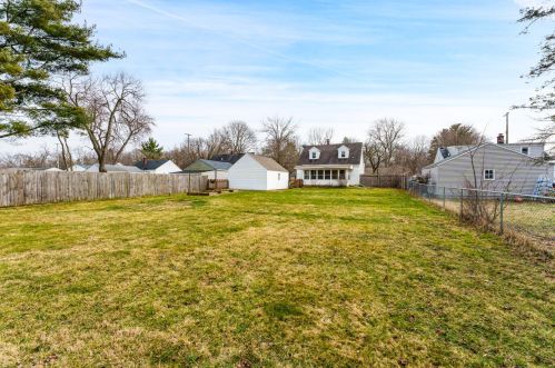 2303 Glendale Blvd, Kalamazoo MI  49004-1759 exterior