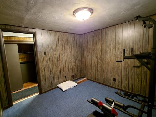 11159 Central Park Ave, Chicago IL 60655-3214 exterior