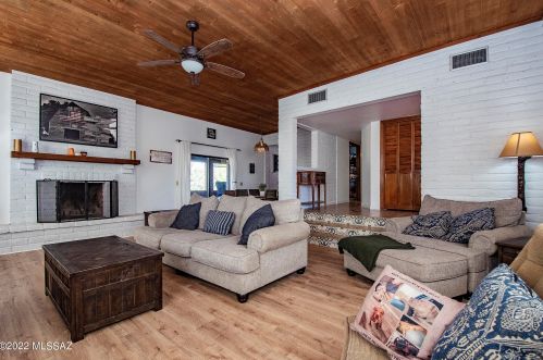 2955 Gymkhana Way, Tucson AZ  85742-9054 exterior