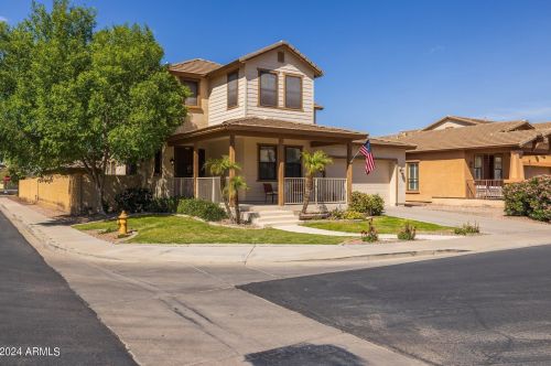 1494 Swan Ct, Chandler, AZ 85286-7371