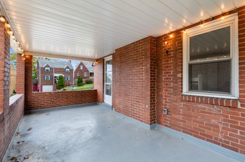 229 Owendale Ave, Pittsburgh PA  15227-2303 exterior