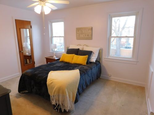 10047 Artesian Ave, Chicago IL 60632-1106 exterior