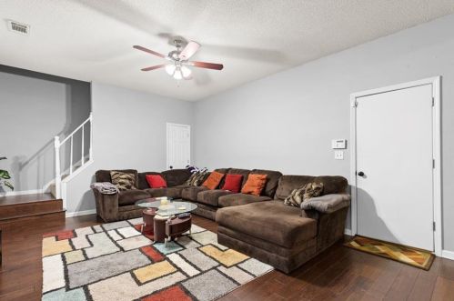 5961 Duren Mdw Dr, Lithonia GA 30058-3592 exterior