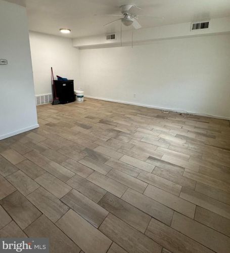 585 Allengrove St, Philadelphia PA  19120-2104 exterior