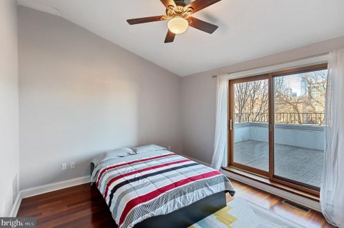 309 Lawrence St, Philadelphia PA 19133-3023 exterior